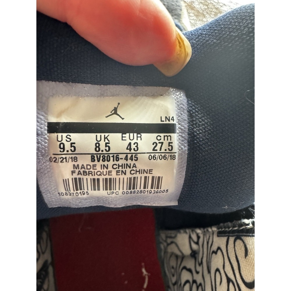 Jordan 12 Retro International Flight *USED* Size 9.5 Number 23 SB19 - Picture 6 of 8